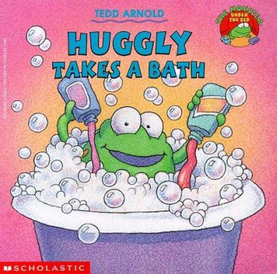 Huggly takes a bath /