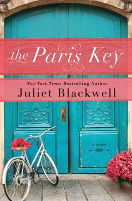 The Paris key [large type] : a novel /