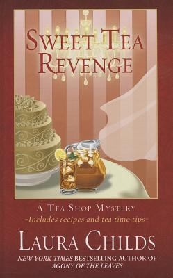 Sweet tea revenge [large type] /