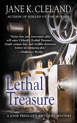 Lethal treasure [large type] /