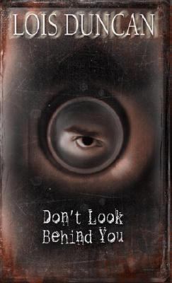 Don't look behind you /