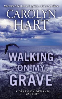 Walking on my grave [large type] /
