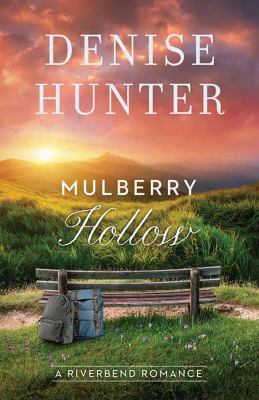 Mulberry Hollow [large type] /
