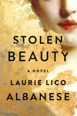 Stolen beauty [large type] : a novel /