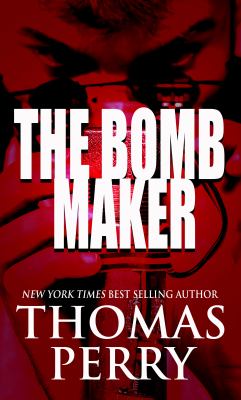 The bomb maker [large type] /