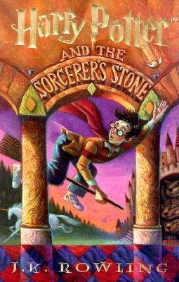 Harry Potter and the sorcerer's stone [large type] /