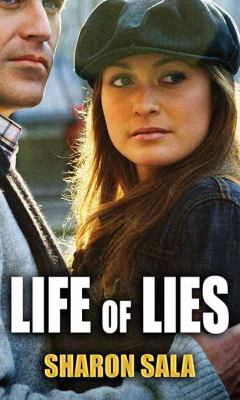 Life of lies [large type] /